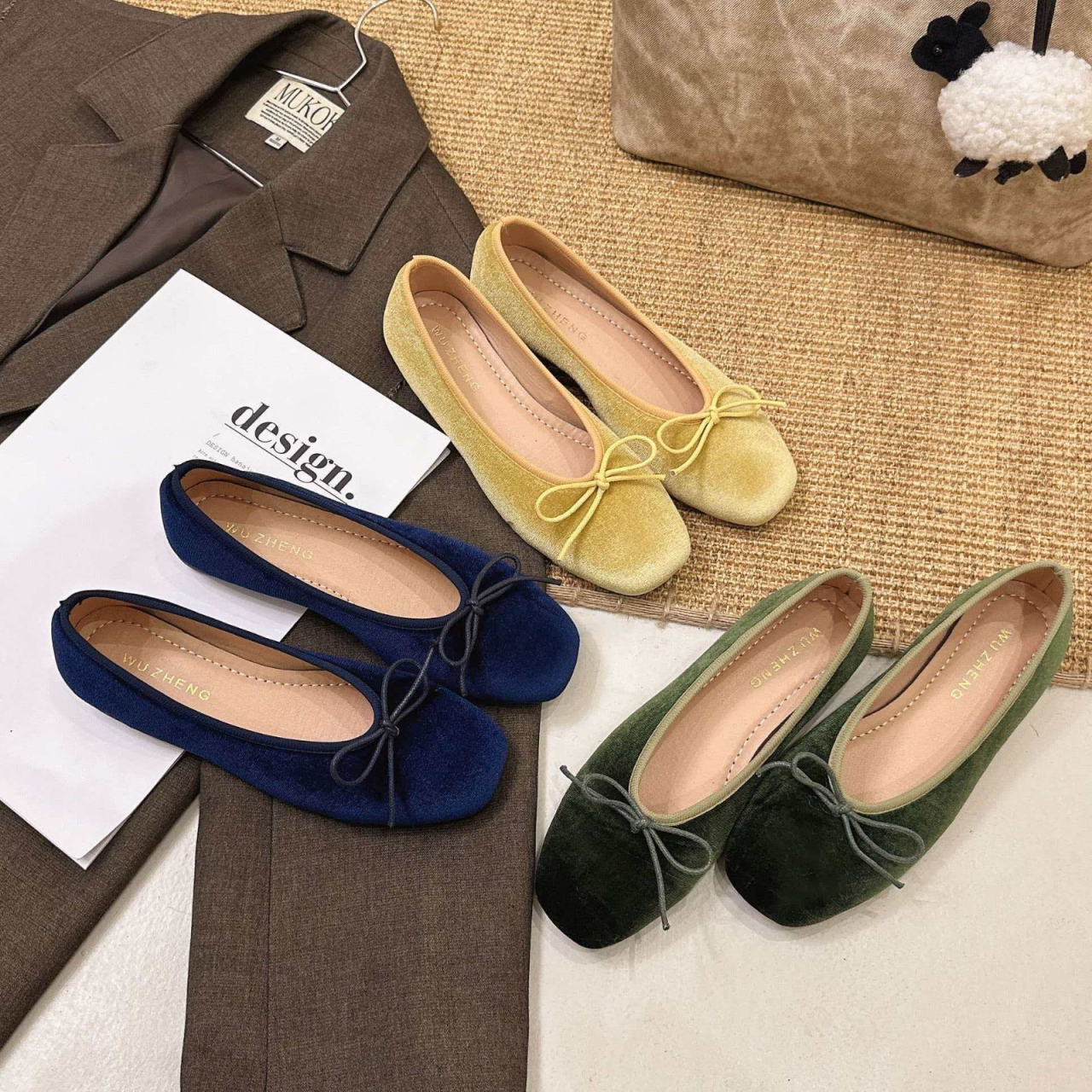 Shoes Women Pumps - French-style high-end velvet ballet flats for